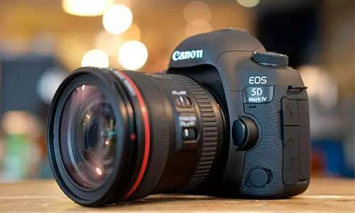 Canon EOS 5D Mark IV